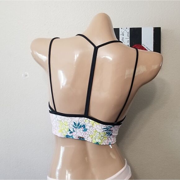 SMALL PINK Victoria's Secret Bra Set - Picture 4 of 14